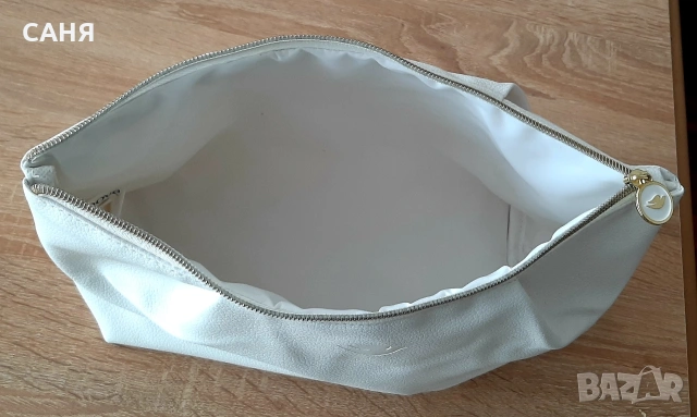 Козметична кутия с капак и подплата и козметична чантичка, снимка 8 - Други - 53227043