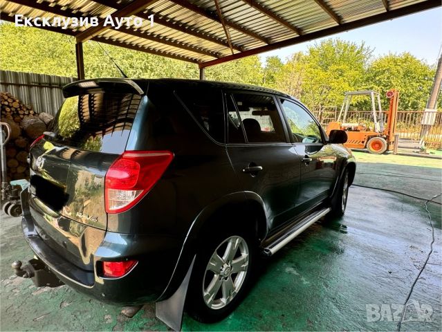 Toyota RAV 4 D-4D 2.2, снимка 3 - Автомобили и джипове - 46620465