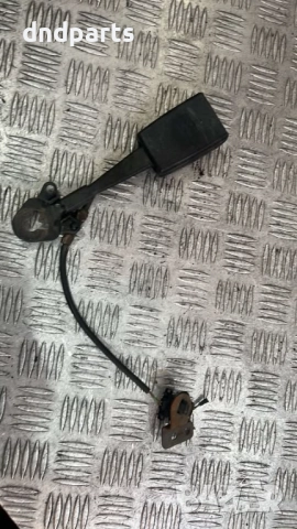 Закопчалка предна седалка Audi A4 2005г.