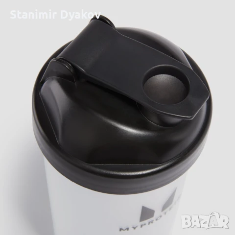 Myprotein Пластмасов шейкър + Спортна бутилка за вода- прозрачен/черен , снимка 3 - Фитнес уреди - 50589972