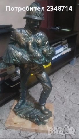 статуя на храбростта 60 см дълга 10кг, снимка 2 - Художествена литература - 52471661