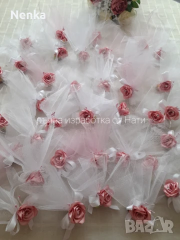 Сватбени Бутониери и гривни , снимка 15 - Сватбени аксесоари - 50913358