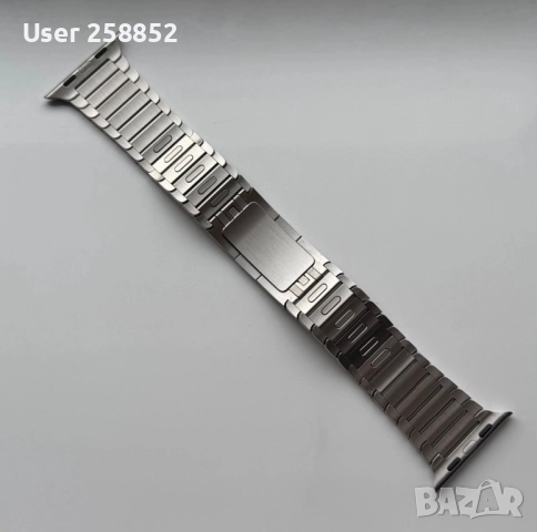 Оригинална Apple Watch сребърна каишка от неръждаема стомана със закопчаване на пеперуда - Оригинал, снимка 8 - Каишки за часовници - 52841895