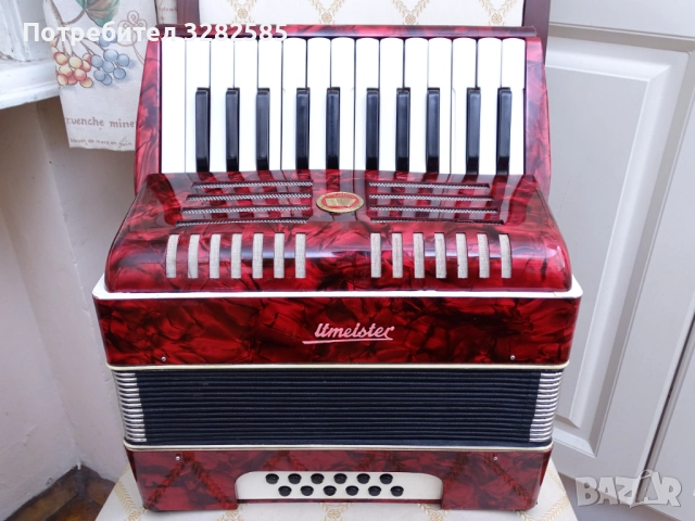 Акордеон Велтмайстер 12 баса