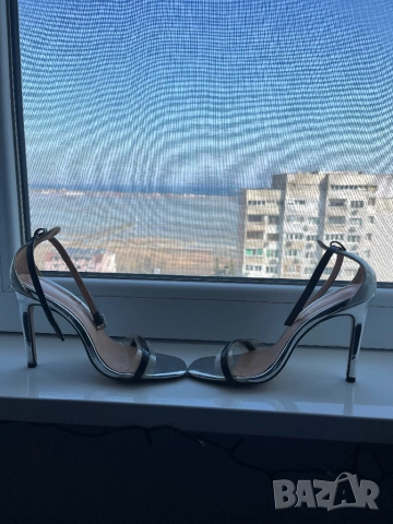 Токчета, снимка 2 - Дамски обувки на ток - 53972286