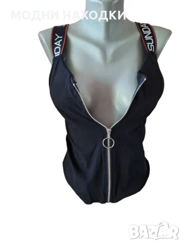 Черен потник с подплънки и цип, снимка 2 - Потници - 49796050