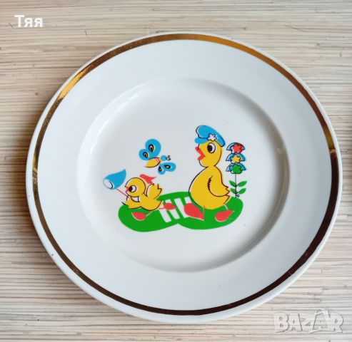 Порцеланови чинии с детски картинки , снимка 1 - Антикварни и старинни предмети - 45991557