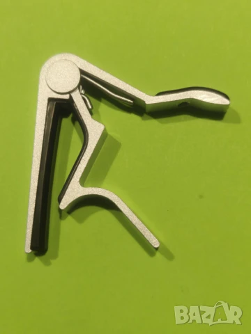 Каподастер Универсален