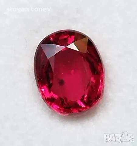 Вълнуващ изящен рубин 1.00кт.! Сертифициран! Нов!, снимка 6 - Други - 49656399