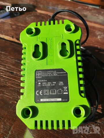 Продавам зарядно и батерия Lux- tools, снимка 2 - Други инструменти - 52939589