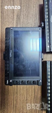 Три броя монитори tvlogic multi format , снимка 6 - Чанти, стативи, аксесоари - 53950189