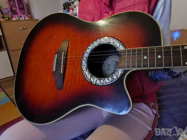 Продавам акустична китара , снимка 5 - Китари - 54240376