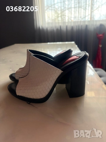 Чехли естествена кожа, снимка 3 - Чехли - 53992680