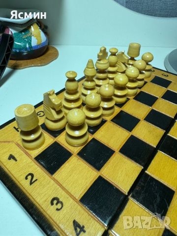 Стари табла за игра, шах в дървена кутия. Всички са използвани, но здрави, липсва 1 фигураи, снимка 2 - Шах и табла - 46368149
