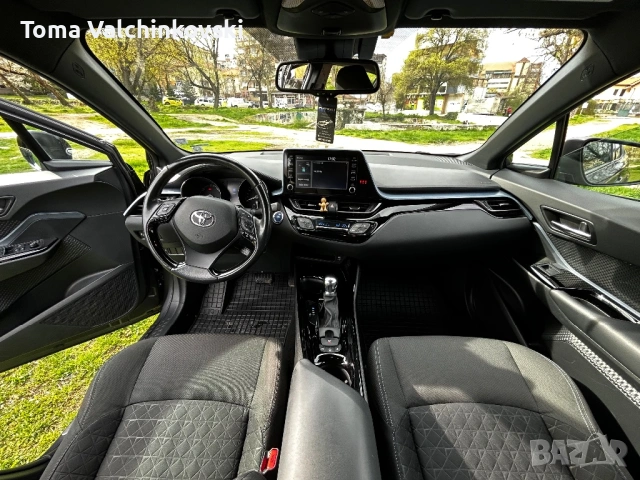 Toyota C-HR 2.0 Facelift Гаранция Хибрид Автомат, снимка 10 - Автомобили и джипове - 54115134