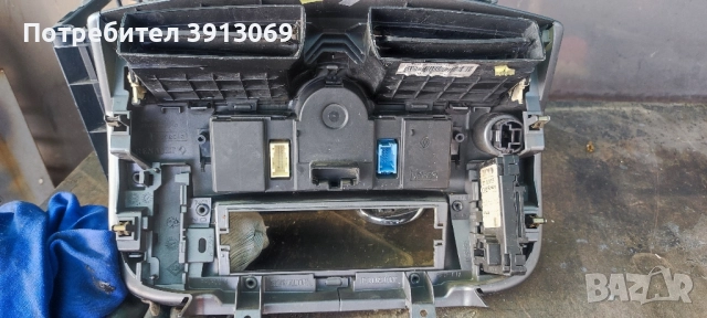 Продавам оригинален панел с въздуховоди за Рено Сценик 2005г , снимка 5 - Аксесоари и консумативи - 52060803