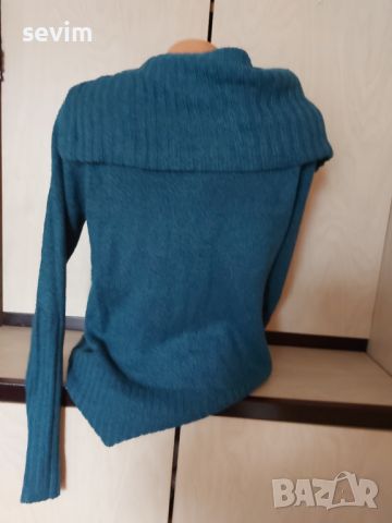 Пуловер номер L , снимка 3 - Блузи с дълъг ръкав и пуловери - 45717902