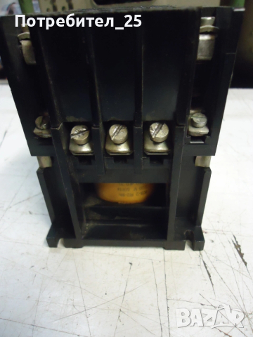 Контактор - 32 А, снимка 3 - Резервни части за машини - 53485581
