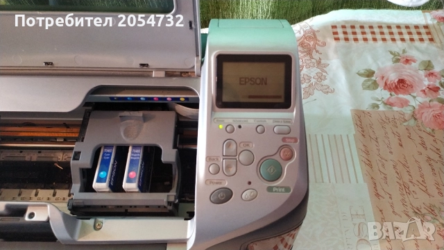 Фотопринтер - Epson Stylus Photo R300, снимка 4 - Принтери, копири, скенери - 51488592