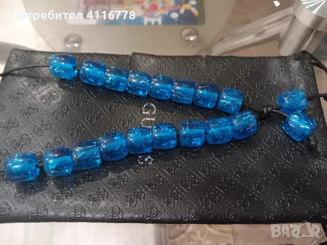 Броеница, снимка 2 - Колиета, медальони, синджири - 53478381