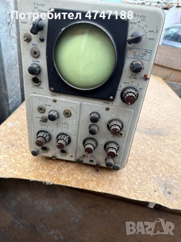 модел С1-19Б, произведен в СССР.  Тип: Аналогов осцилограф, предназначен за изобразяване на електрич