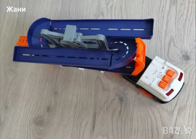 Камион писта с песни за числа и азбука на английски , снимка 3 - Коли, камиони, мотори, писти - 50148217