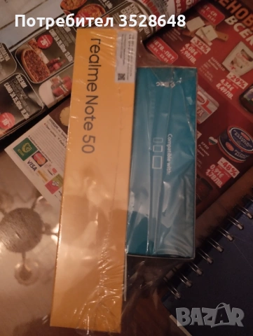 Продавам смартфон Realme Note 50. Със слушалки.