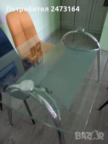 Стъклена трапезна маса, снимка 4 - Столове - 53809504