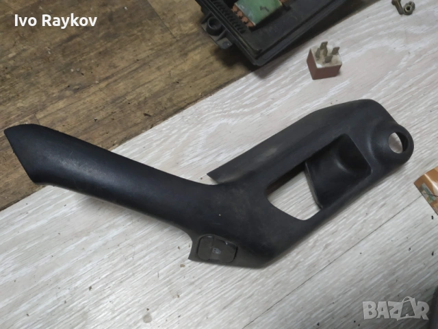 Лява , дръжка ,Бутон, копче стъкла за VW Golf MK3 , 1H0867198J , снимка 2 - Части - 53048615