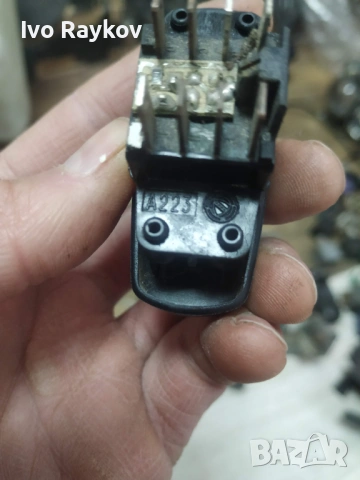 Бутон аварийни светлини за Fiat Bravo . 735257109, снимка 4 - Части - 53141708