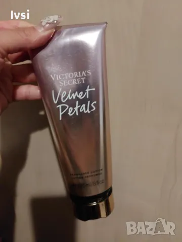 Лосиони за тяло Victoria's secret , снимка 8 - Козметика за тяло - 48039089