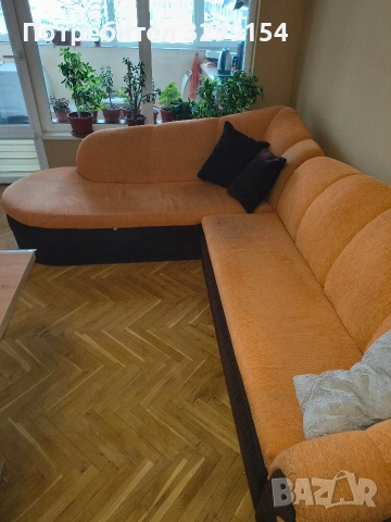 подсилен ъглов диван+подарък масичка и таборетки