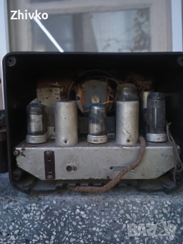 лампово радио, снимка 3 - Антикварни и старинни предмети - 52503142