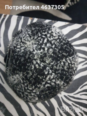 маркова шапка каре, снимка 3 - Шапки - 53669191