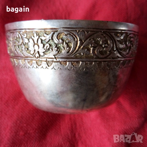 Възрожденски тас.