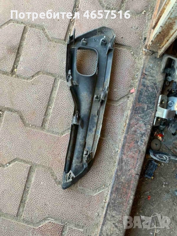 Предна дясна решетка на предна броня Infiniti Q60 само за 30лв. 62256-5ca0a, снимка 2 - Части - 52509193