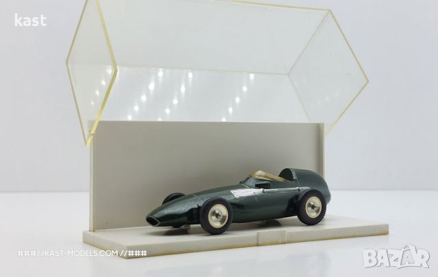 KAST-Models Умален модел на Vanwall F1 Solido 1/43 Made in France, снимка 1 - Колекции - 46239899