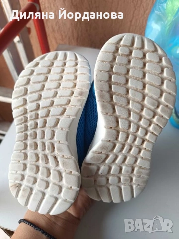 Маратонки адидас, снимка 3 - Детски маратонки - 53868671