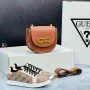 дамски чанти guess, снимка 3