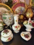 Royal Albert “Old country roses “- великолепни вазичка, бижутрека и декирация Код P2025, снимка 7