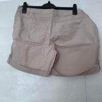 Дамски къси панталони M&S, снимка 4 - Къси панталони и бермуди - 44980295