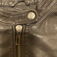 ''Armani Jeans''оригинално дамско кожено яке S размер, снимка 4 - Якета - 45405217