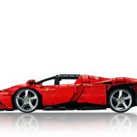 1:8 LEGO Technic - Ferrari Daytona SP3, снимка 5 - Конструктори - 45456979