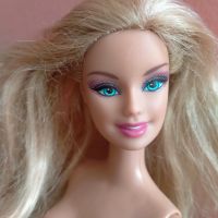 Колекционерска кукла Barbie Барби Mattel 144 2HF2, снимка 1 - Колекции - 45149589
