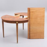 Винтидж Gustavian стил маса и 4 стола, снимка 2 - Антикварни и старинни предмети - 45462356