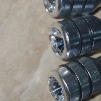 Комплект алуминиеви бутони за заключване 

, снимка 2 - Аксесоари и консумативи - 45351486