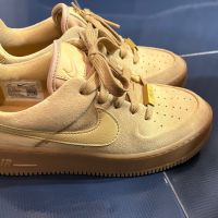 Nike Air Force , снимка 2 - Дамски ежедневни обувки - 45344292