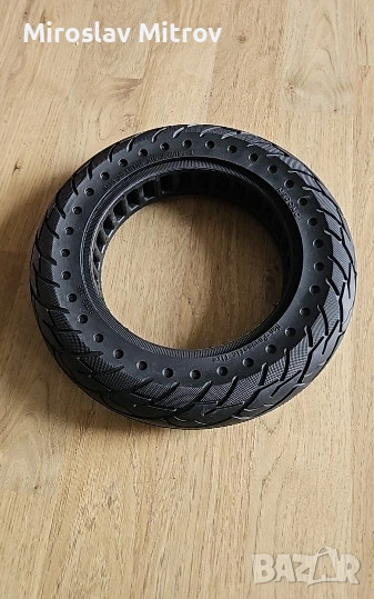 Гума 10 x 2.125 за електрически скутер, снимка 1
