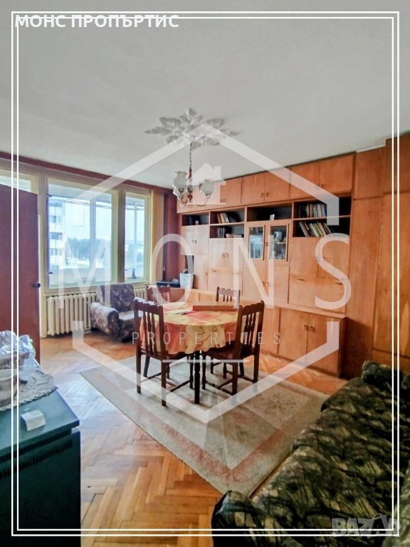 Просторен тристаен апартамент в кв. Колю Фичето, гр. Велико Търново, снимка 1