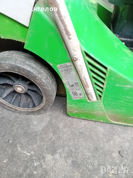 Продавам бензинова косачка комплект с кош , снимка 1